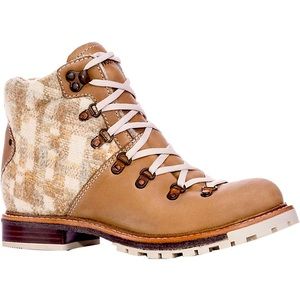 Woolrich Rockies hiking boot like new (with box) size 8